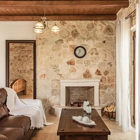 Murtini Stone With Private Pool, By Zantewize Villa *